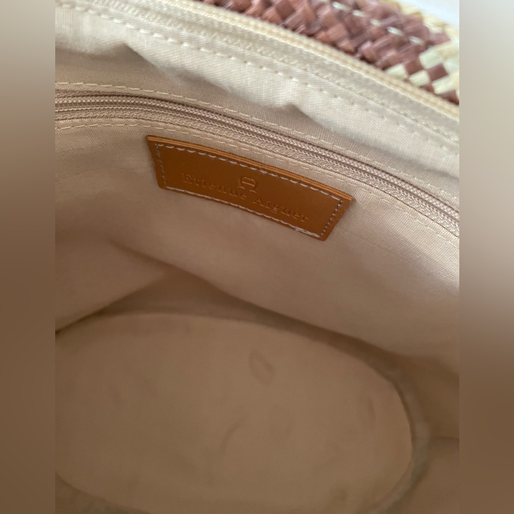 *NWT* Etienne Aigner Straw Tote, Camel color - Picture 8 of 12